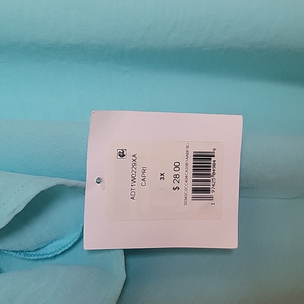 89th + Madison Button Up Loose-Fitting Blouse - Picture 3 of 5